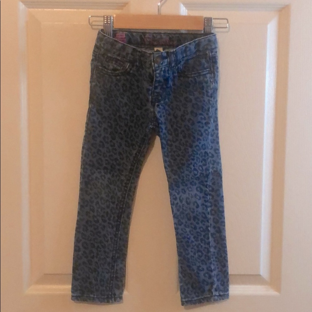 Beautiful leopard print jeans